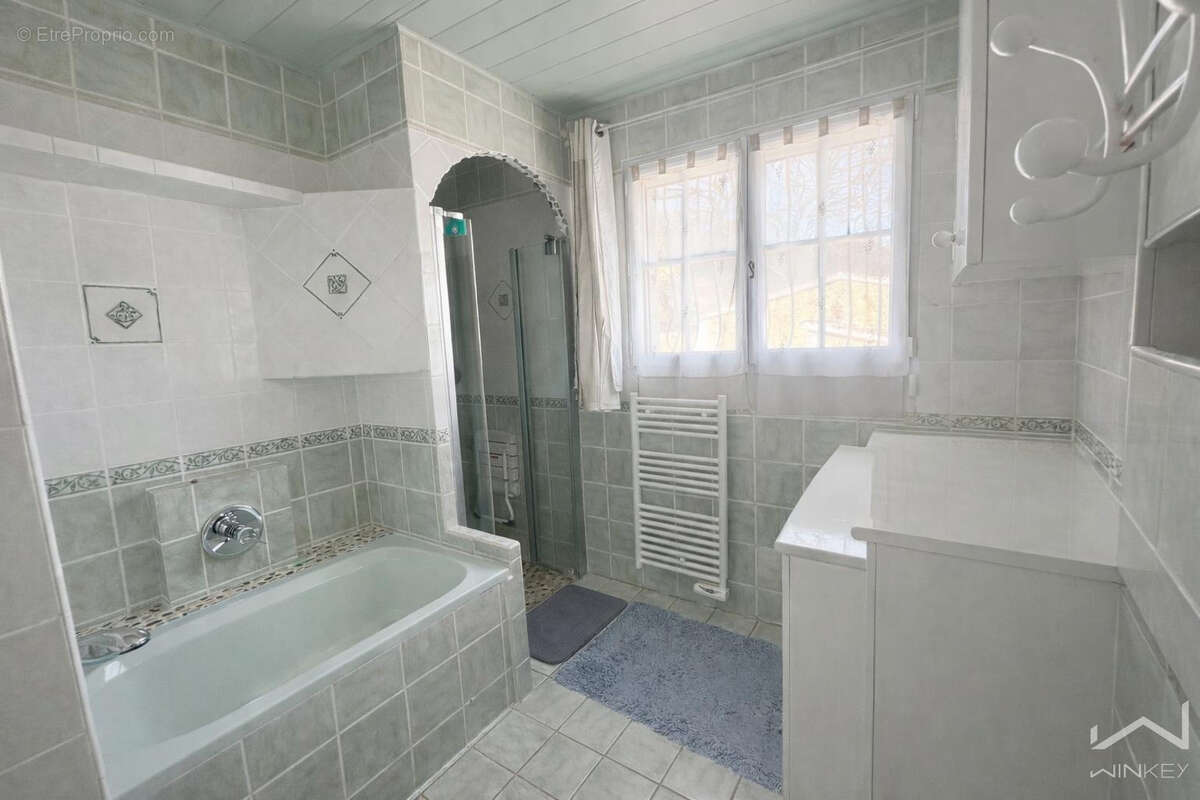 Maison à SAINT-MARCEL-D'ARDECHE