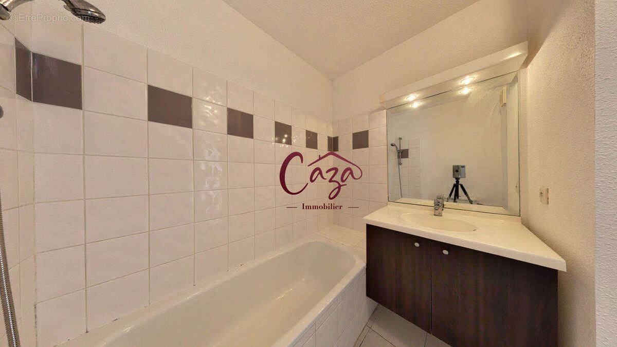 Appartement à FARGUES-SAINT-HILAIRE