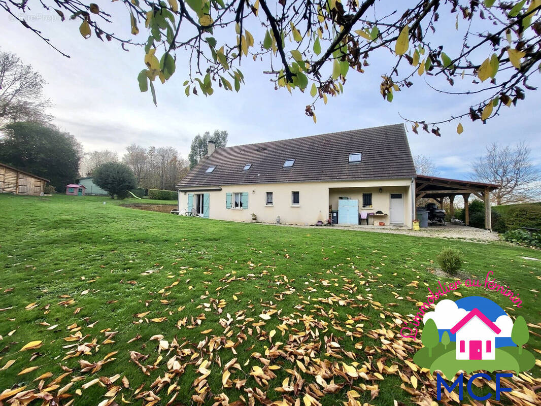 Maison à THOIRY