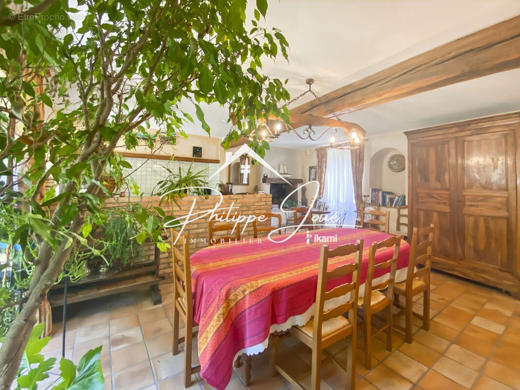 Maison à VALLERY