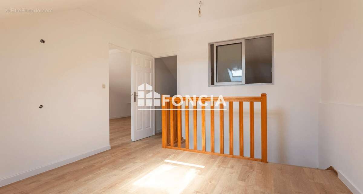 Maison à CHILLY-MAZARIN