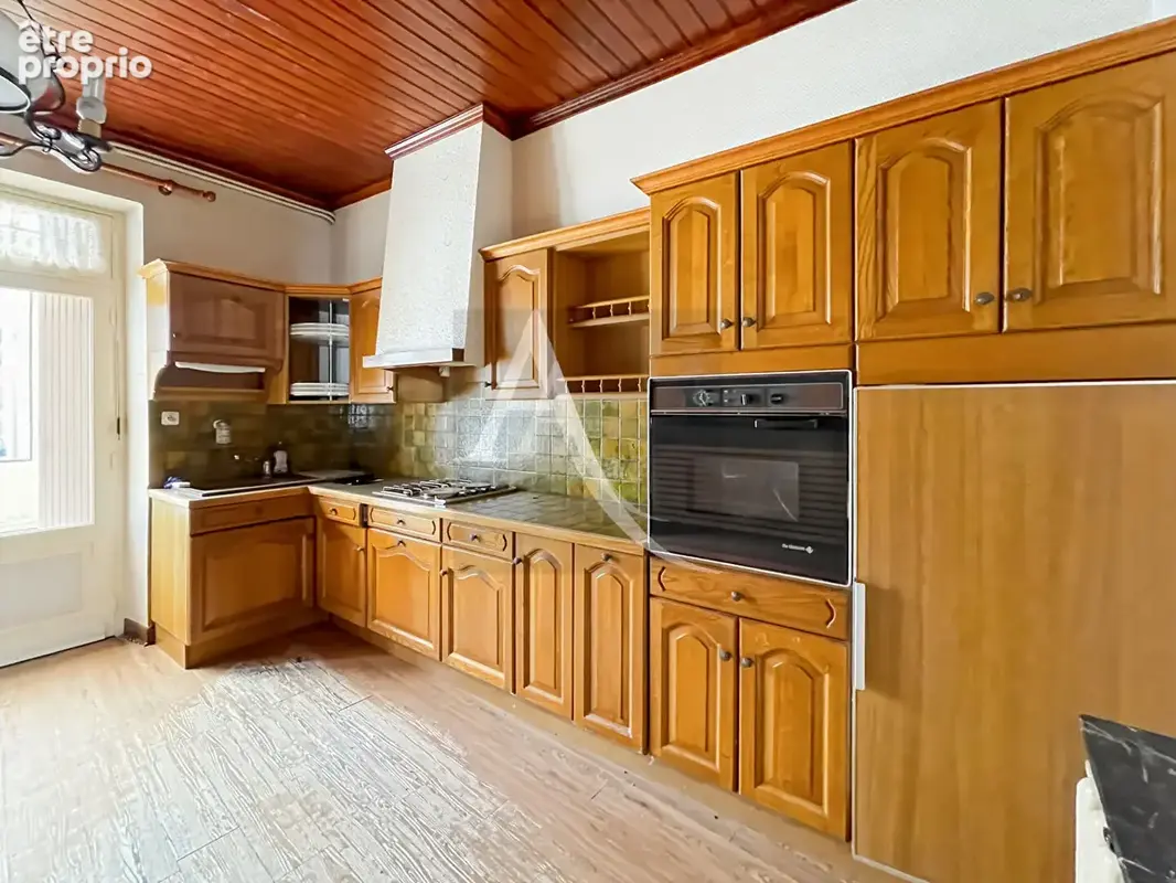 Maison de village avec beaucoup de dépendances ! - photo 5