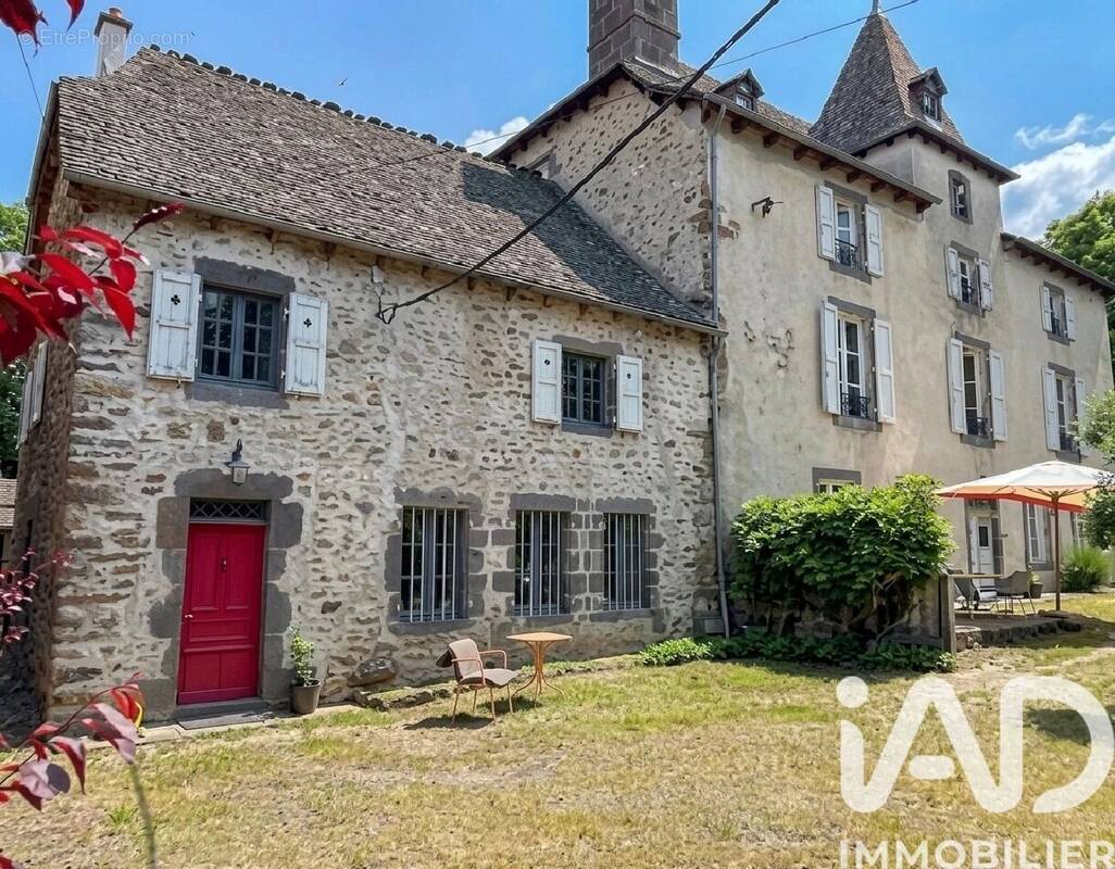 Photo 1 - Maison à ANGLARDS-DE-SAINT-FLOUR