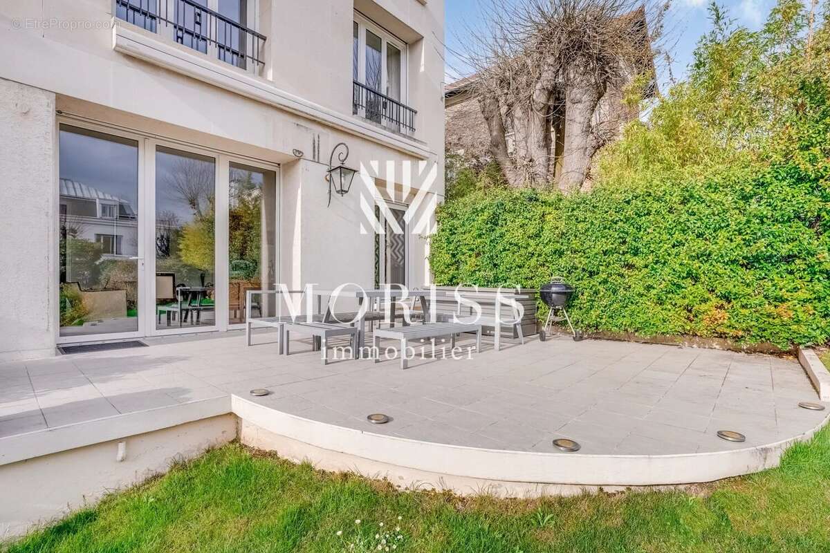 Appartement à FONTENAY-SOUS-BOIS
