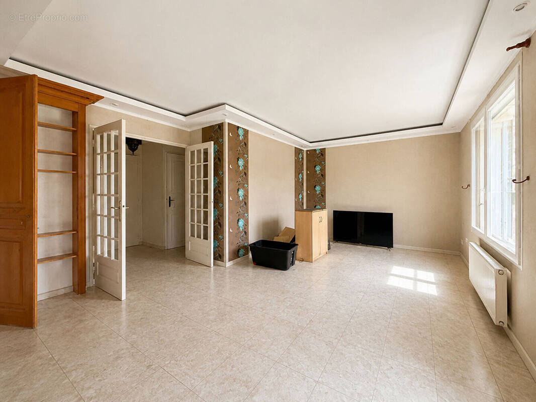 Appartement à LES MUREAUX