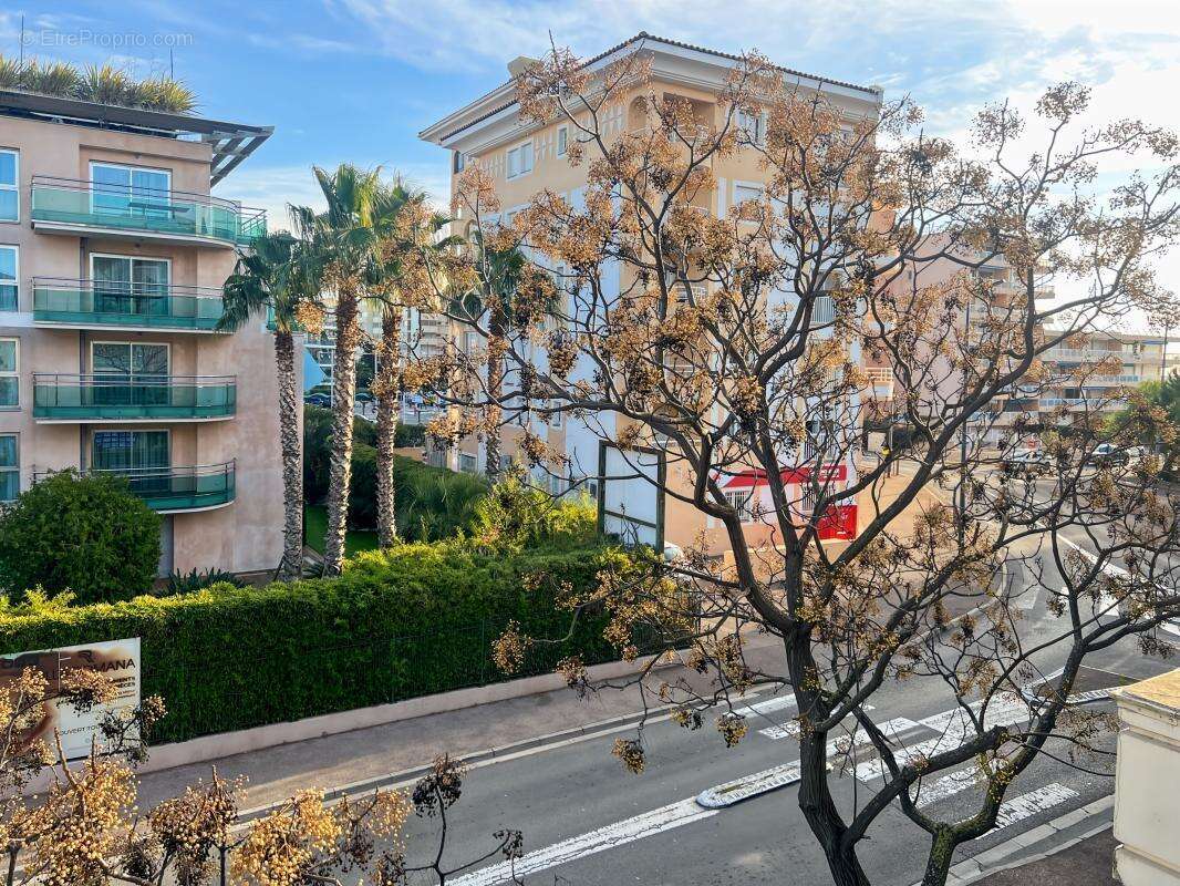 Appartement à FREJUS