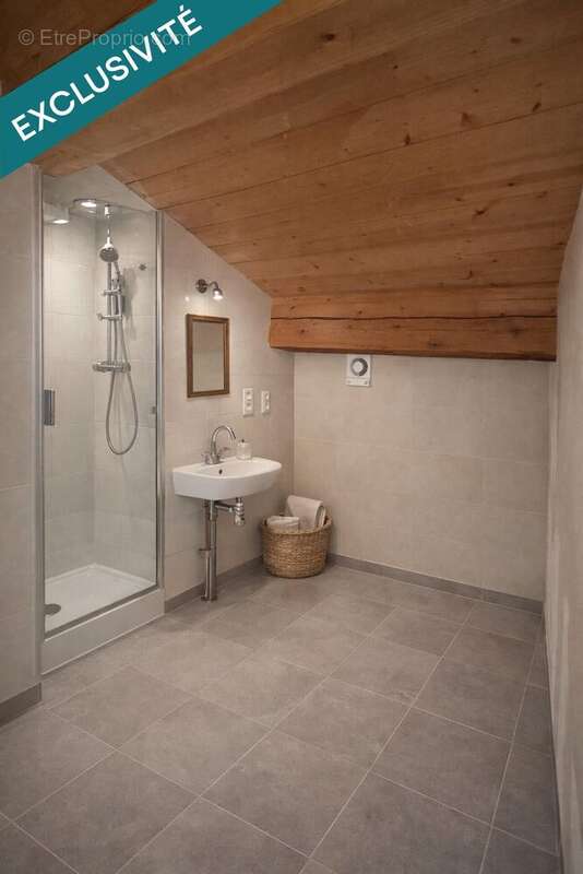 Maison 160 m² à Lescheres  - photo 8