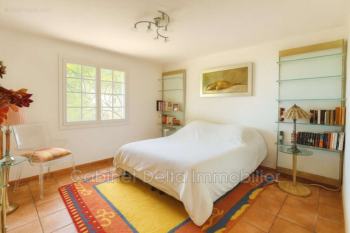 Maison à LE CASTELLET