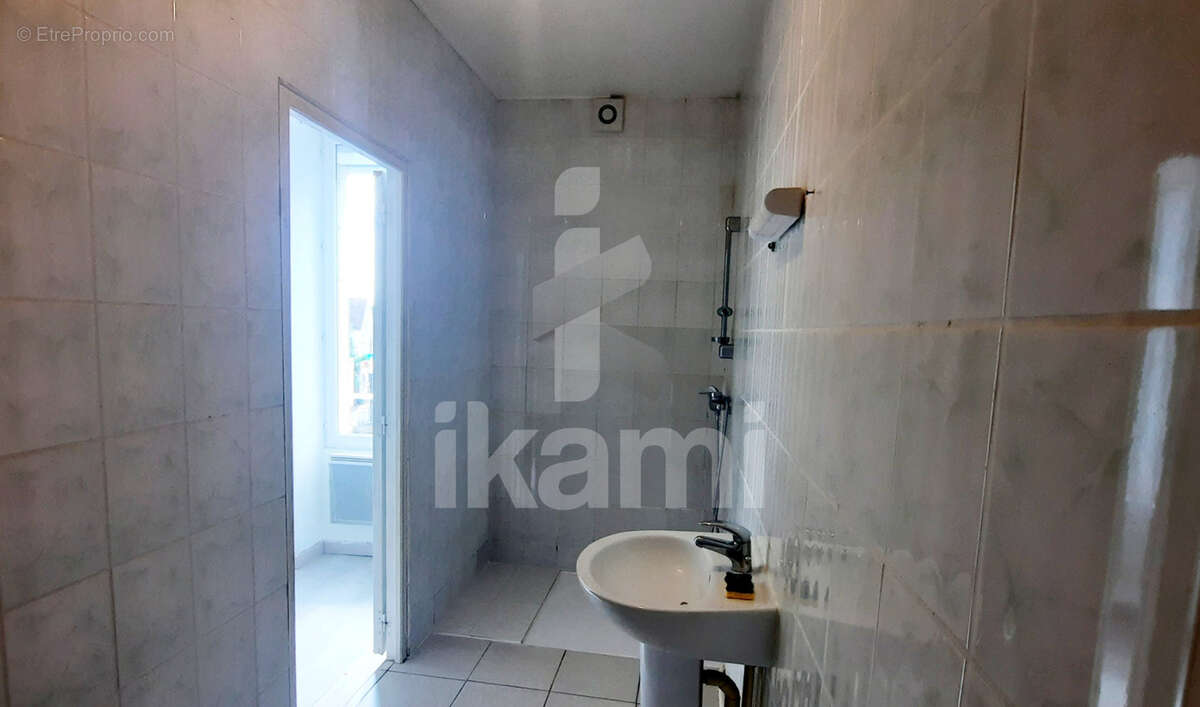 Appartement à COURSON-LES-CARRIERES