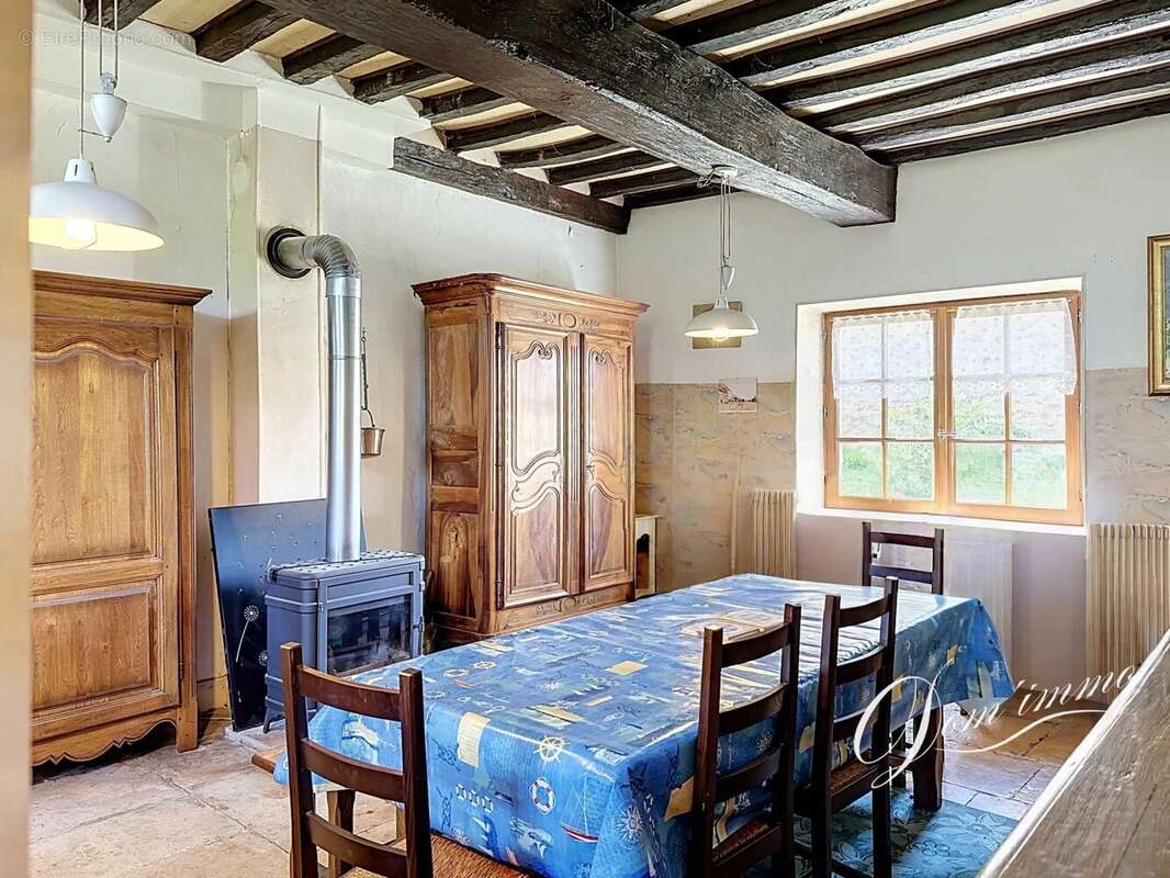 En exclusivité au coeur de l'Auxois: Ancien presbytère - photo 4