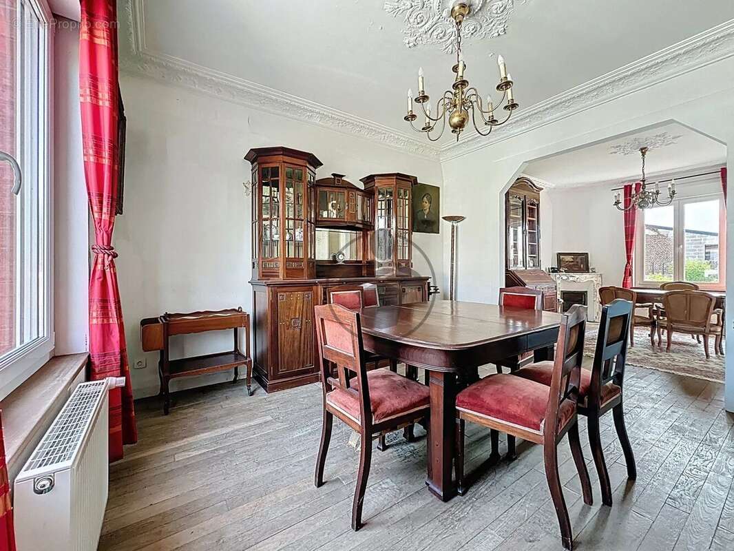 Maison à ESSIGNY-LE-GRAND