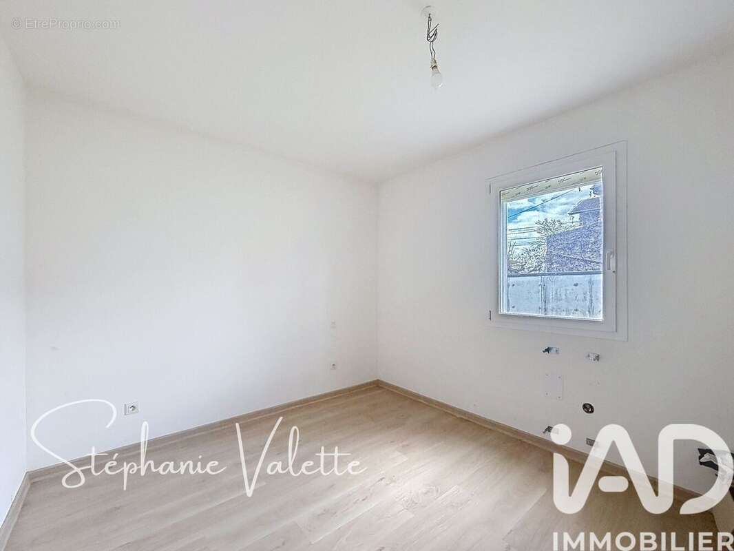 Photo 8 - Appartement à ROMANS-SUR-ISERE