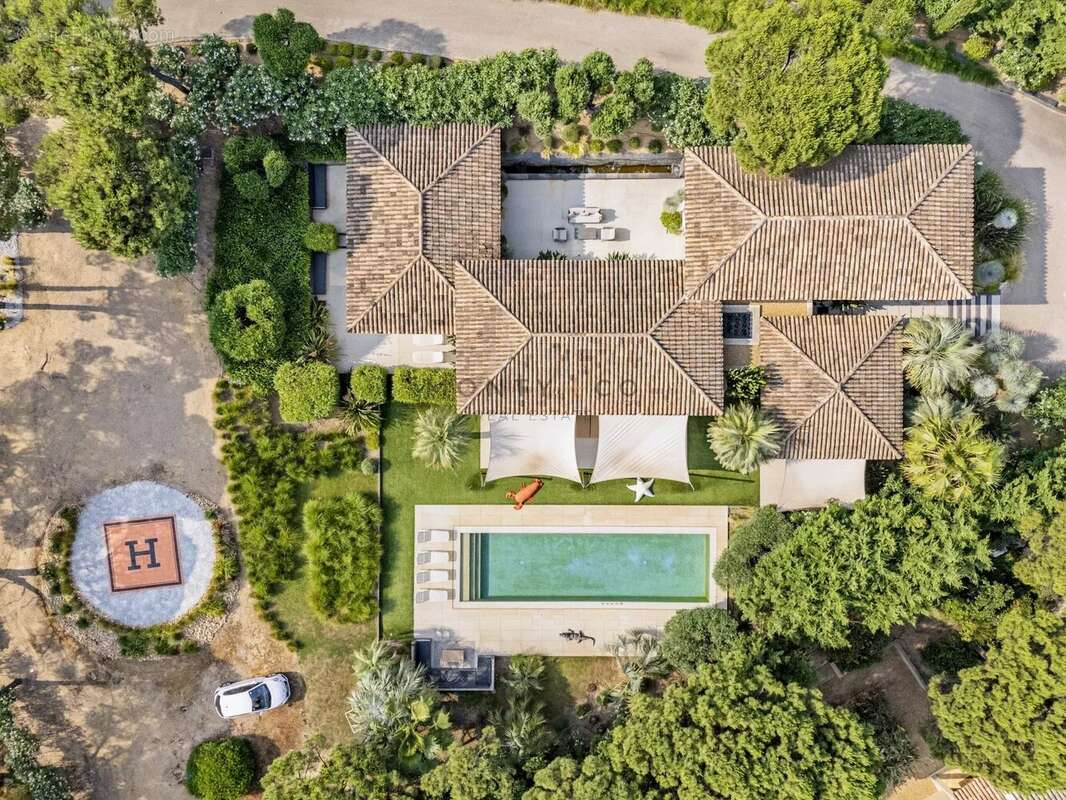 À quelques pas des plages de Pampelonne : villa contemporaine au cœur de Ramatuelle - photo 20