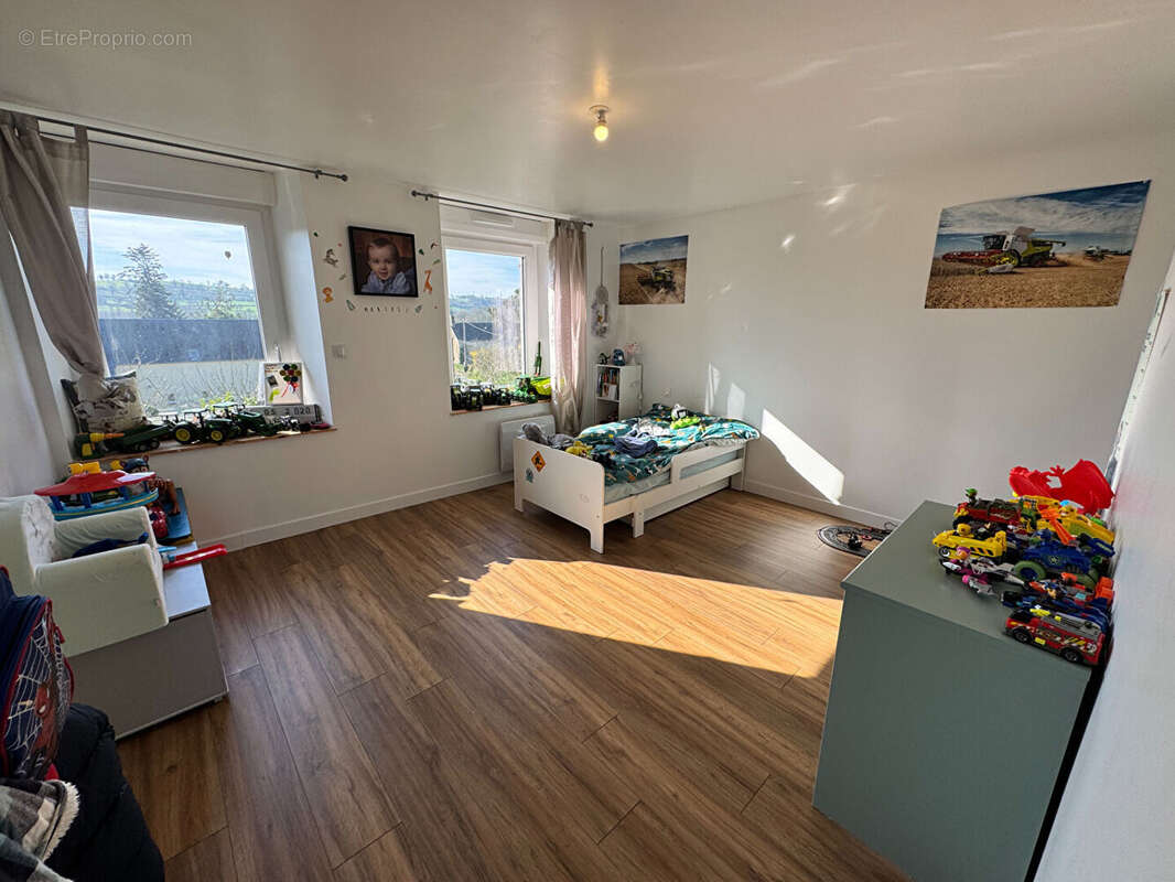 A vendre Maison en pierres 158 m² entièrement rénovée à 25 min de St-Lô - photo 13
