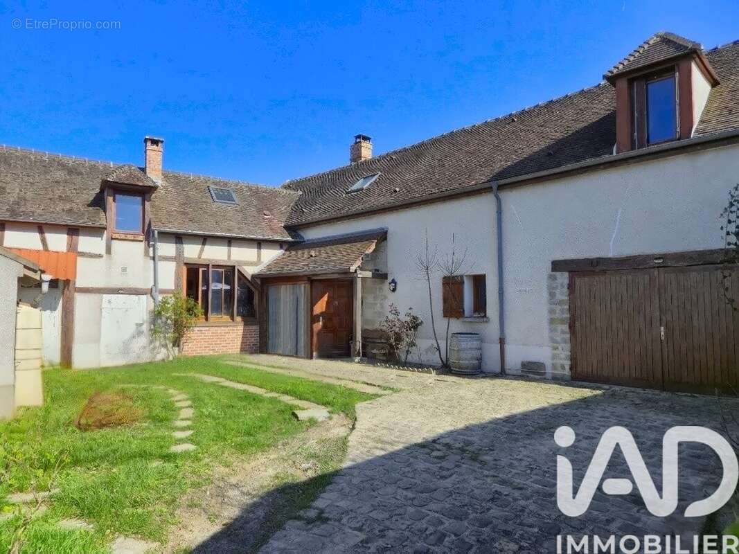 Photo 2 - Maison à VINNEUF