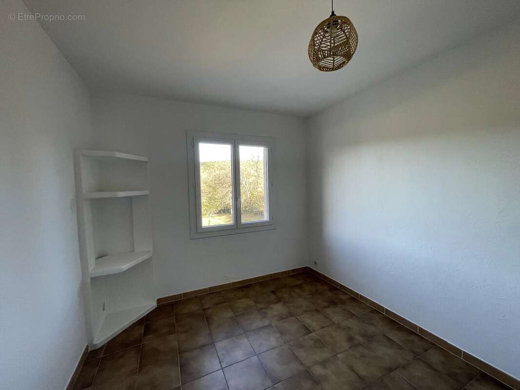 Maison à LORGUES
