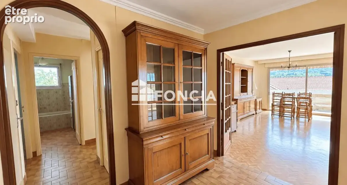 À vendre T4 + garage + stationnement + cave - photo 6