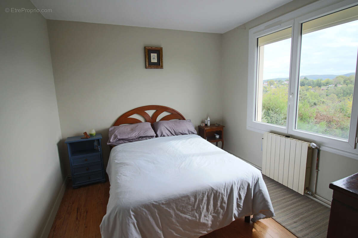 Maison à PUY-L&#039;EVEQUE