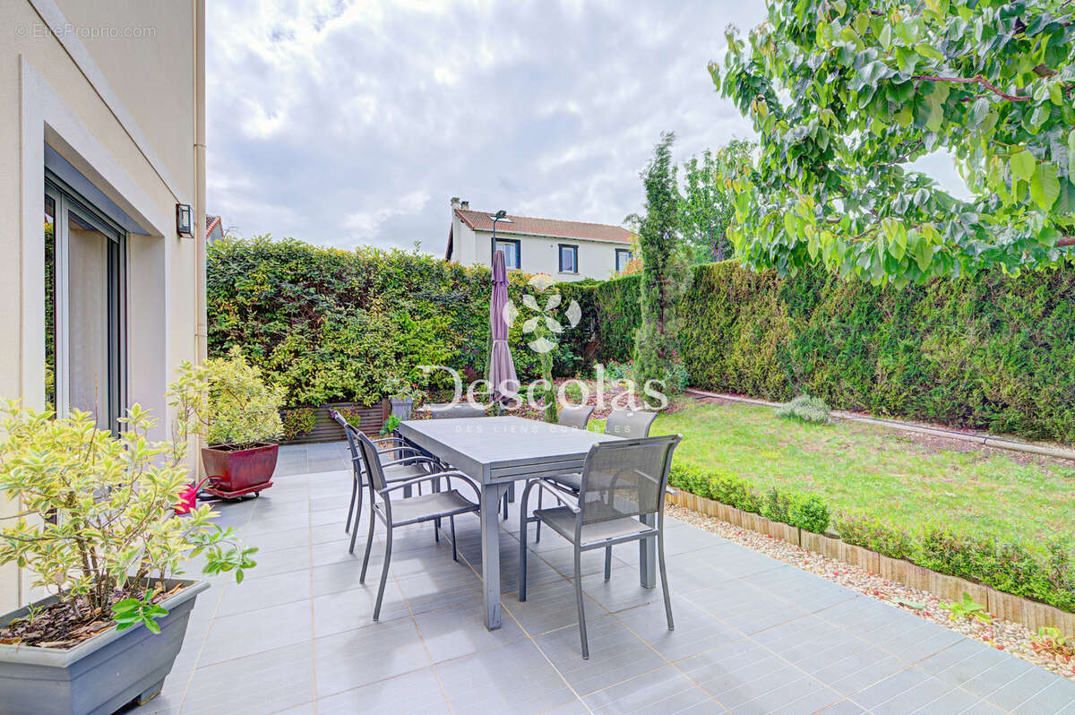 Maison familiale Saint-Germain-en-Laye - 200m2 - photo 28