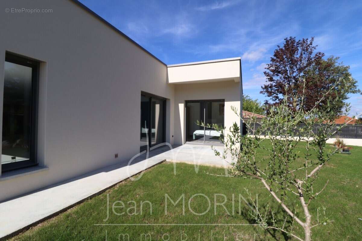 Maison à BEAUMONT-LES-VALENCE