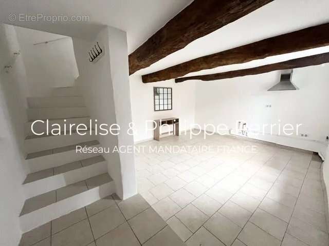 Maison à SILLANS-LA-CASCADE