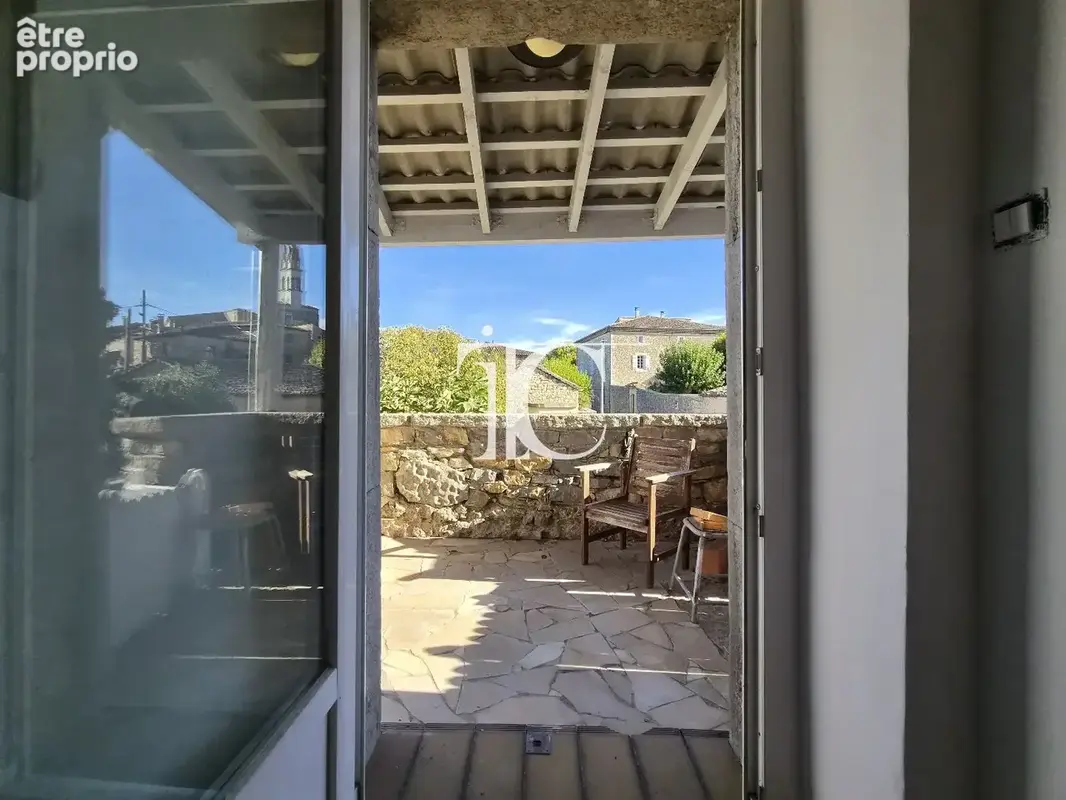 Maison de hameau en pierre avec terrasse et belle vue  sud ardèche - photo 9