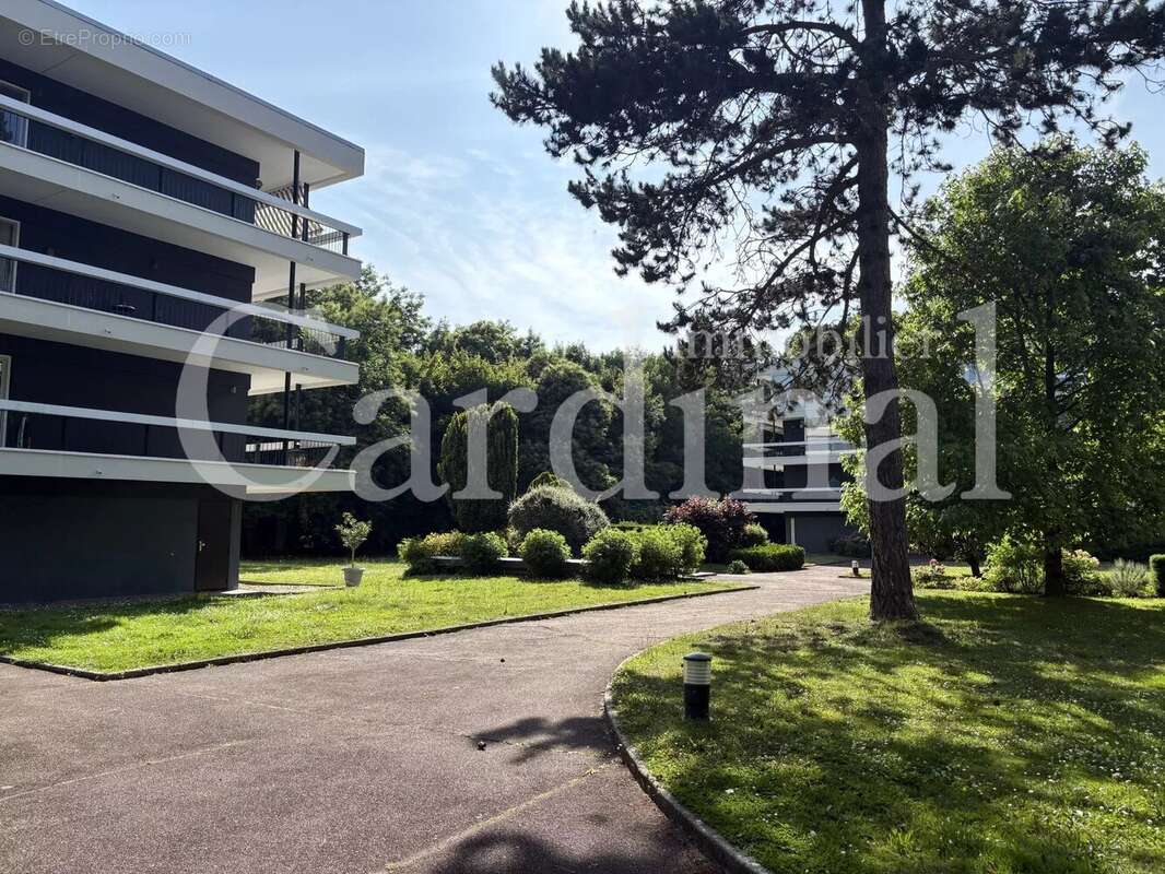 Appartement à ROCQUENCOURT