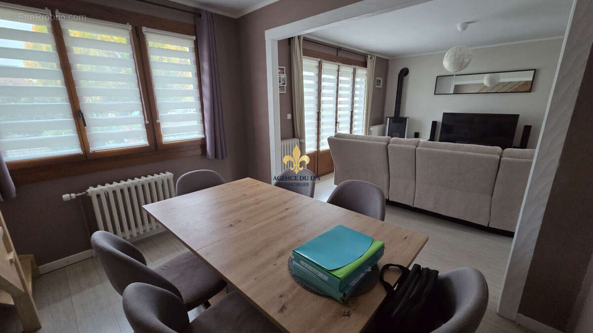 Maison à VILLERS-SOUS-SAINT-LEU