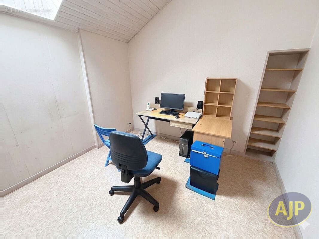 Maison à LA ROMAGNE