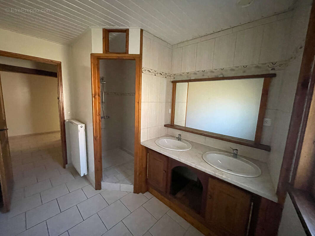 Maison à SAINT-GERMAIN-DU-BOIS