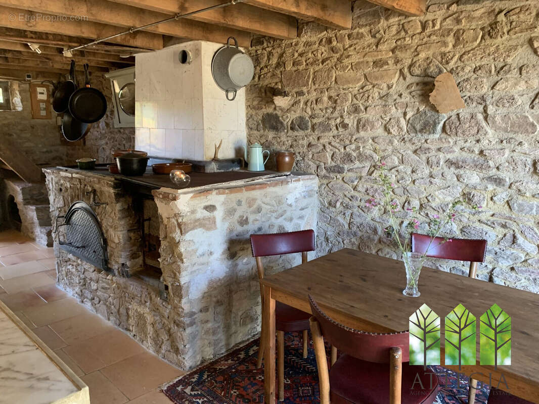 Maison 158 m² à Saint-Dizier-Les-Domaines  - photo 9