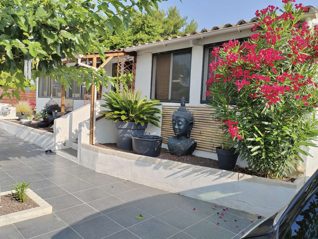 Maison à LUNEL-VIEL