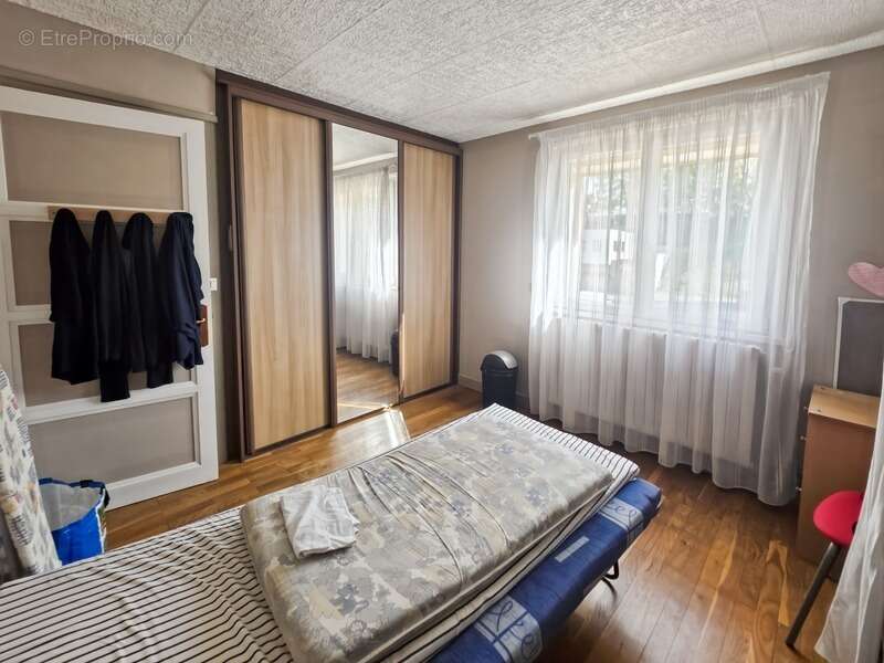 Maison indépendante 91 m² avec sous-sol complet et dépendance sur 650 m² à Montmorot (39) - photo 5