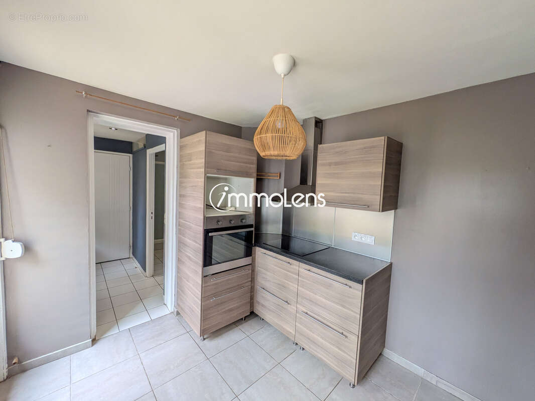 Maison 100 M2 - 3 chambres avec jardin   Hénin-Beaumont - photo 4