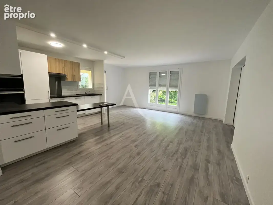 Appartement à DOURDAN