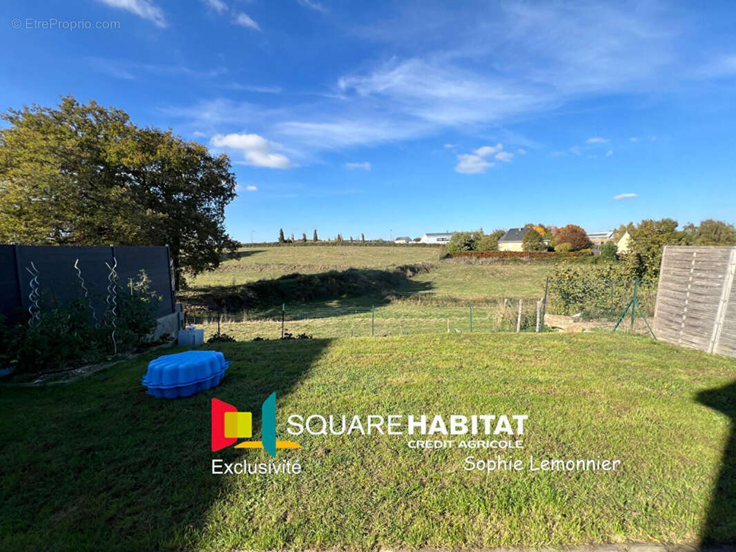 Maison à LA MEMBROLLE-SUR-LONGUENEE