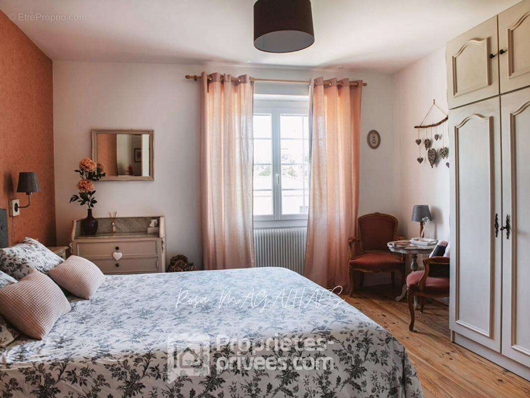 Une propriété aux multiples possibilités, alliant confort, charme et potentiel - photo 5