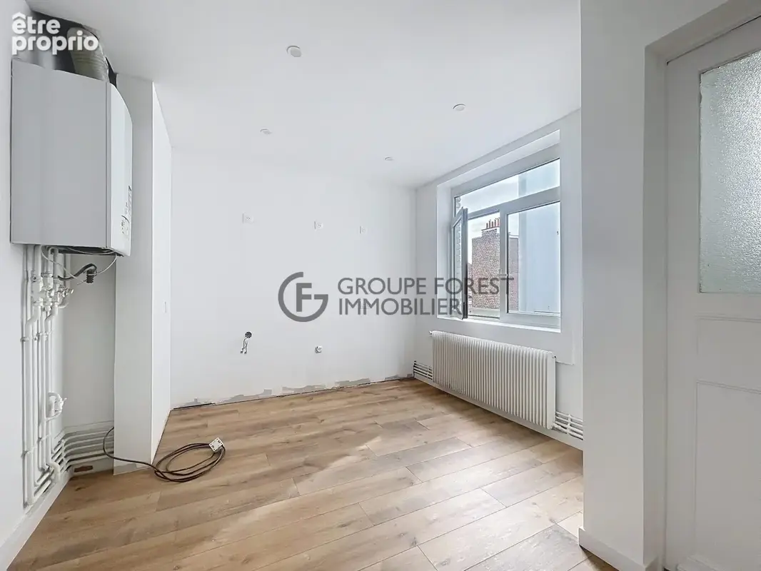 Appartement 3 pièces 81 m² à vendre à La Madeleine (59110) - photo 6