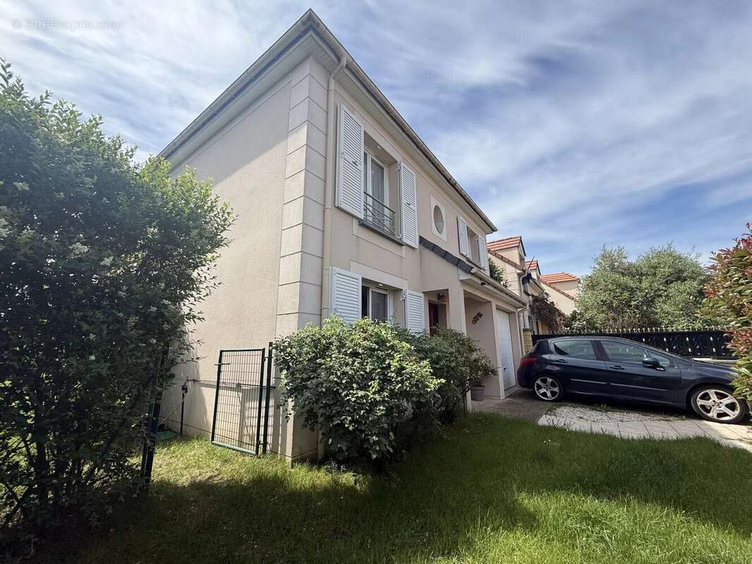 Maison à CHELLES