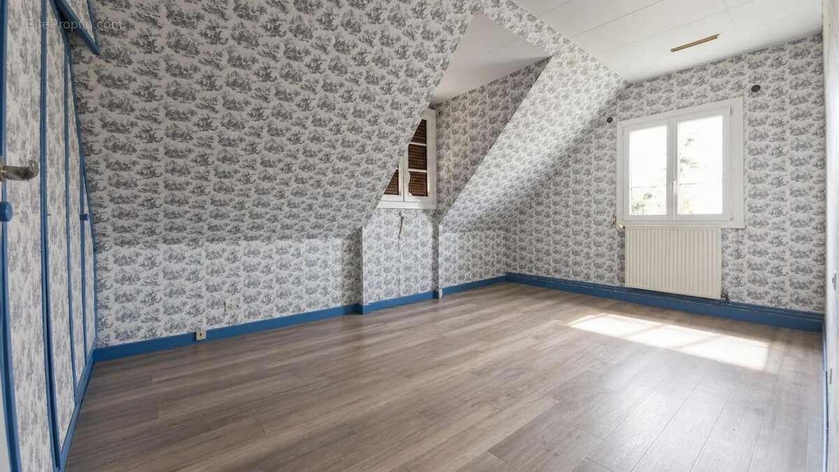 Maison de 6 pièces de 124 m² à Saint-Quentin-des-Prés - photo 4