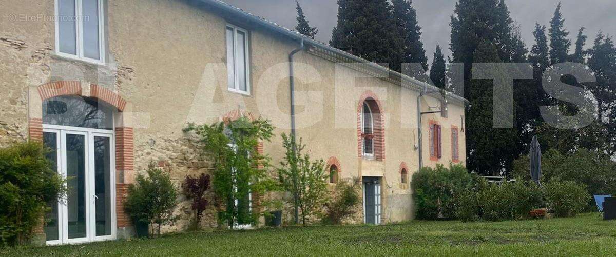 c5eb354397cc34ca841fa07ac8c2b48585dd8ac8 - Maison à MAS-SAINTES-PUELLES