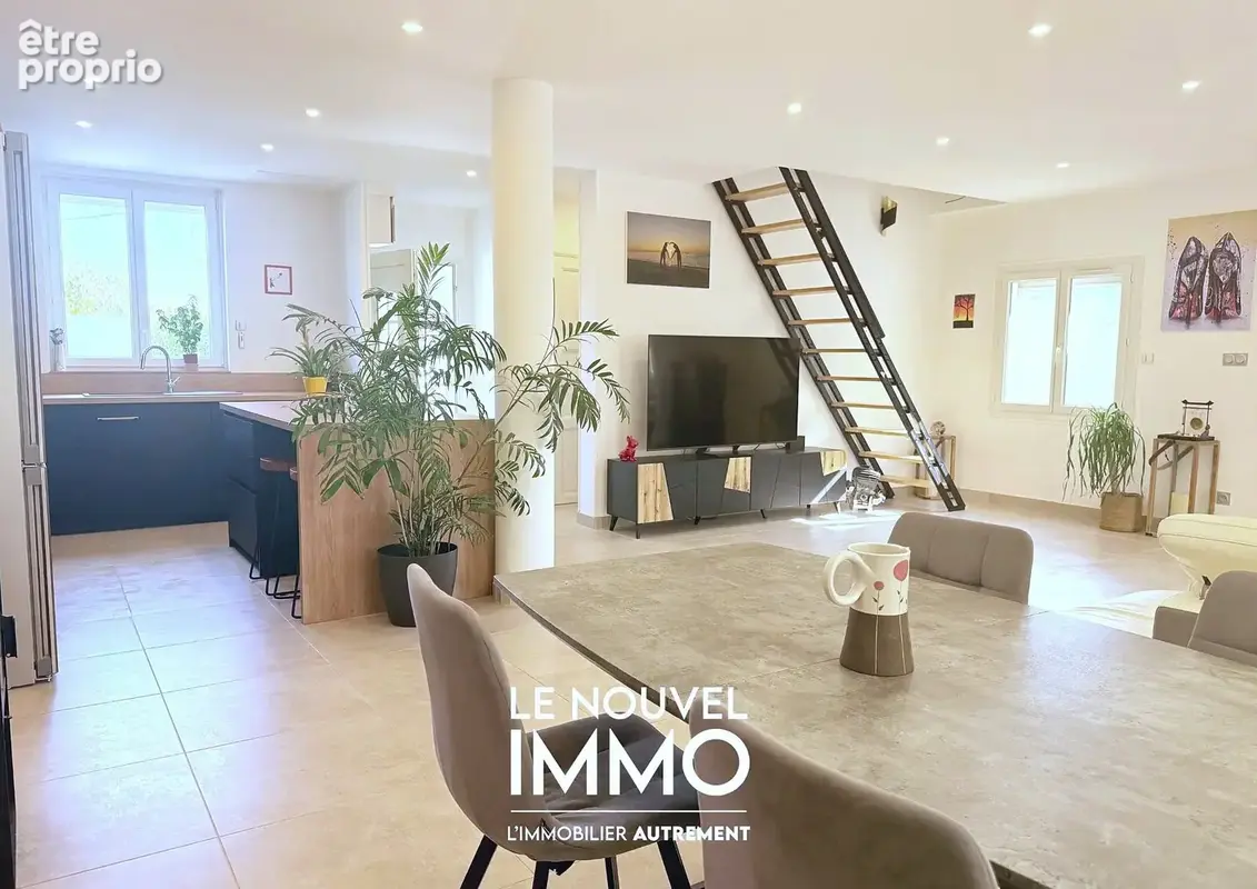 Maison 5 pièces 122 m² à vendre à Chateauneuf-Les-Martigues (13220) - photo 4