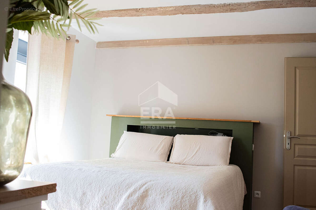 Maison à LA CAPELLE-LES-BOULOGNE