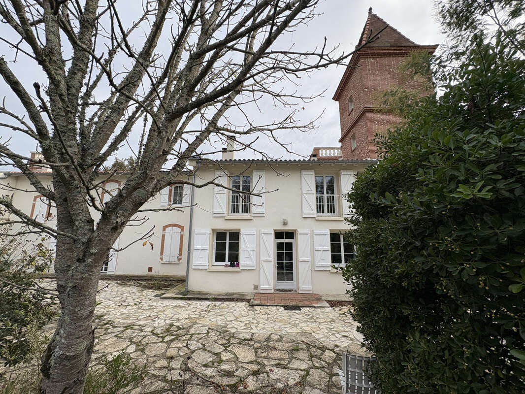 Appartement à AUSSONNE