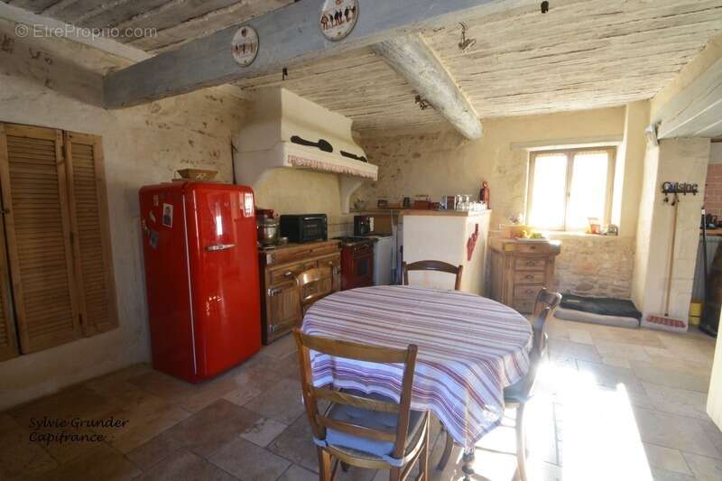 Maison à EGUILLES