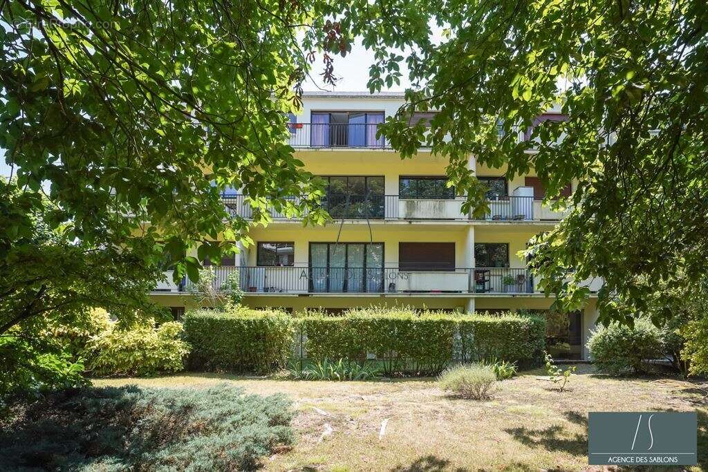 Appartement à LE VESINET