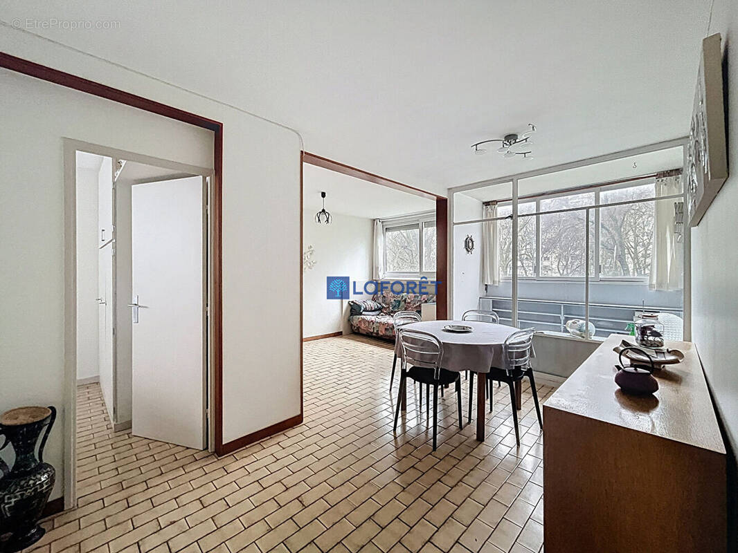 Appartement à SAVIGNY-SUR-ORGE