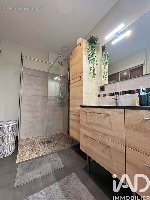 Photo 8 - Maison à AMBARES-ET-LAGRAVE