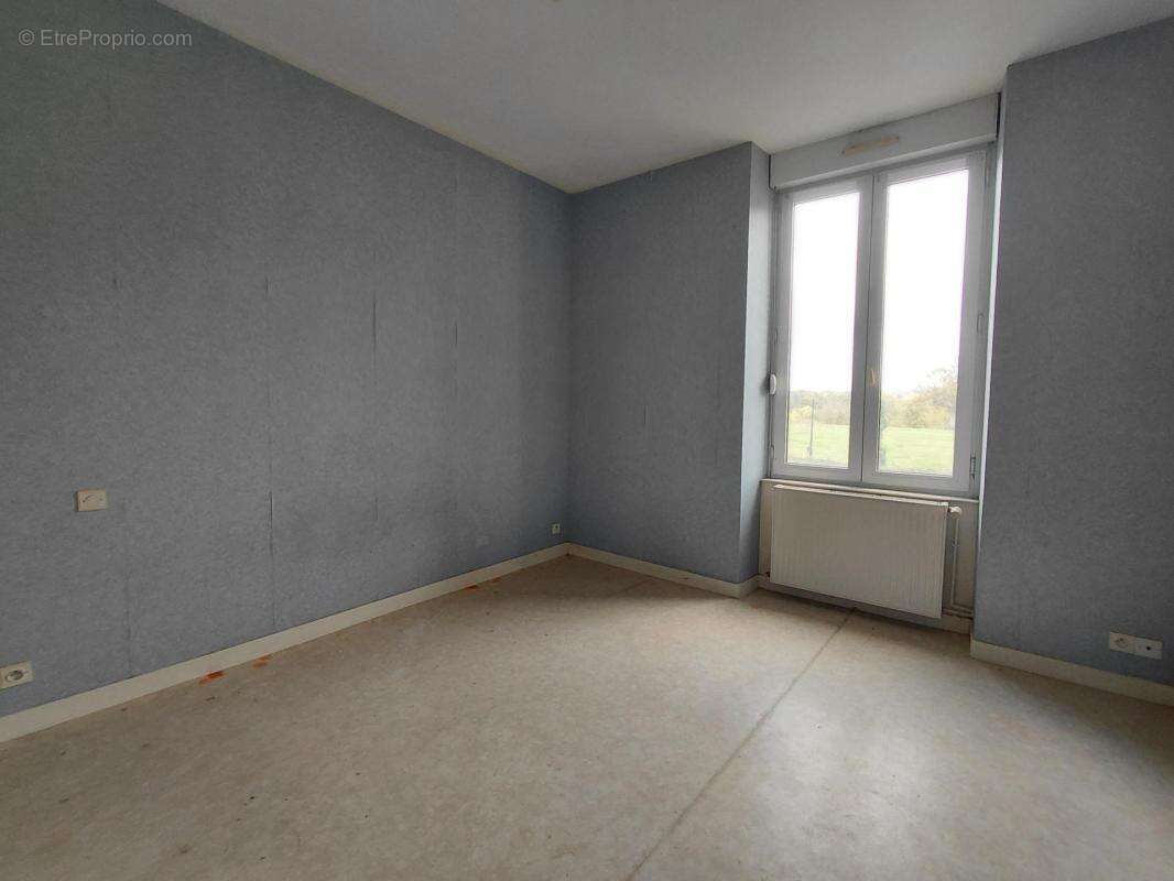 Appartement à COUPTRAIN