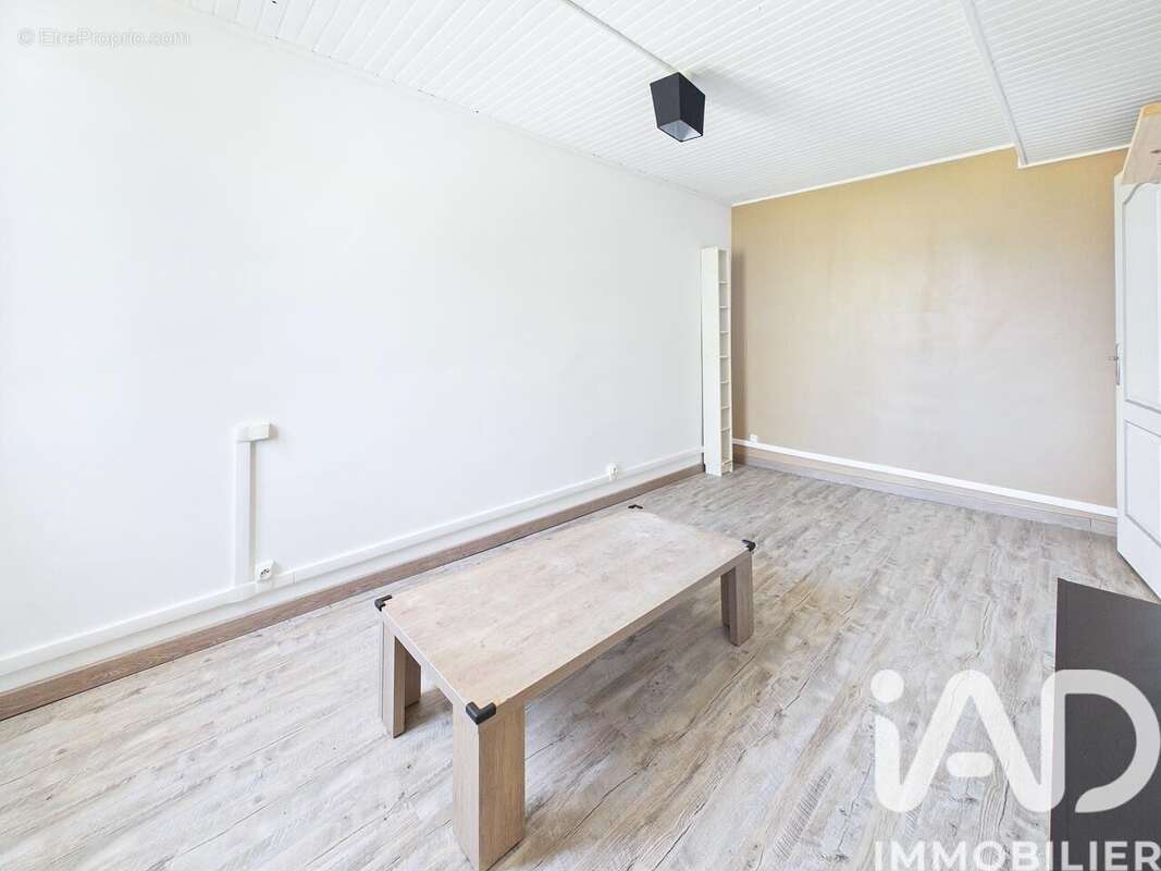 Appartement 55 m² à Saint-Simeon  - photo 7